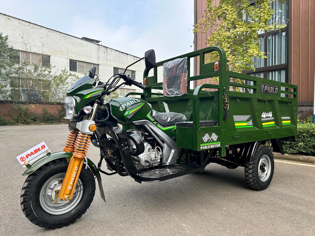Durable 3 Wheel Motorcycle with Front And Rear Drum Brake and Open Body Type